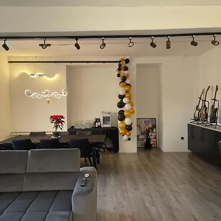 Lägenhet The Onyx Glow- 99m2 Designer Loft *