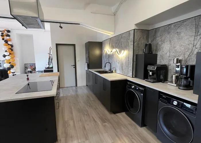 아파트 The Onyx Glow- 99m2 Designer Loft