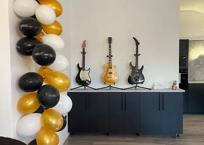 The Onyx Glow- 99m2 Designer Loft * Любляна